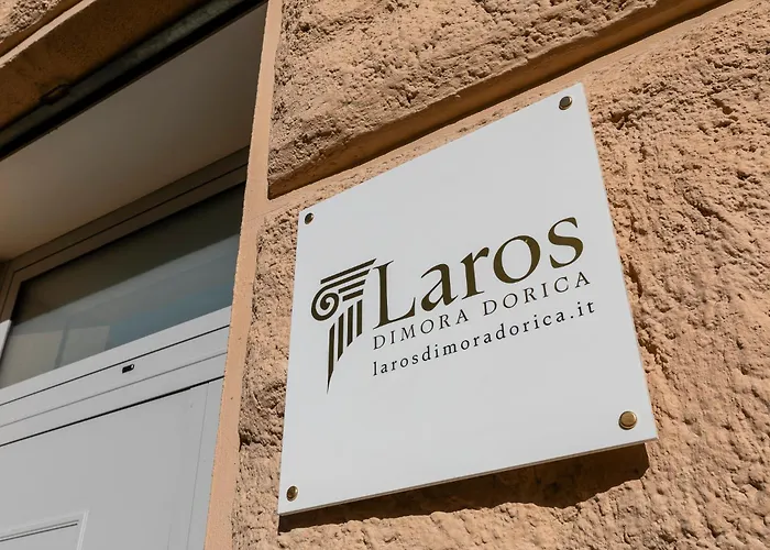 Laros Dimora Dorica Affittacamere 4*